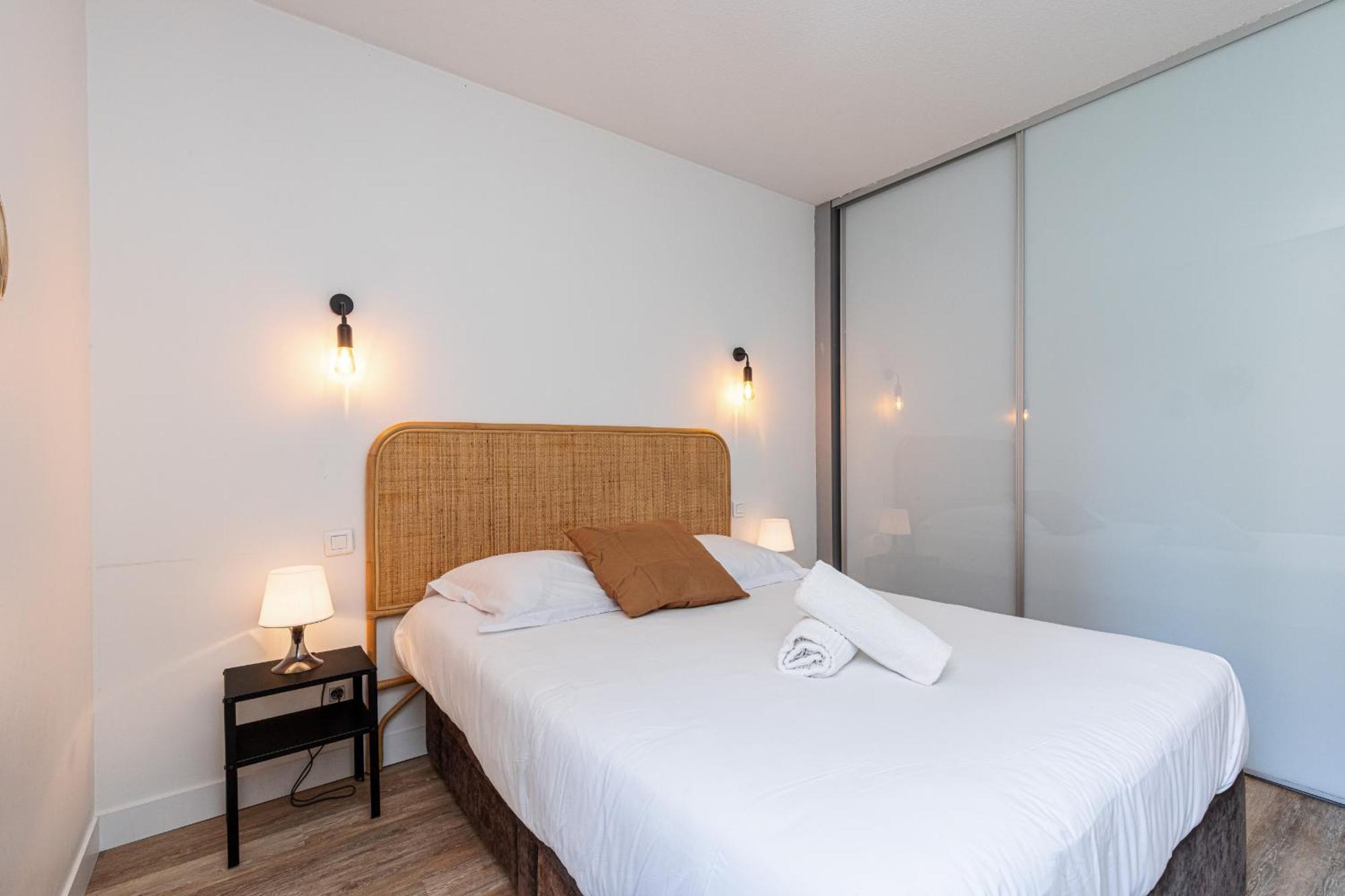 Apartamento 2 Bdrs & Parking In The Old Town ! Niza Exterior foto