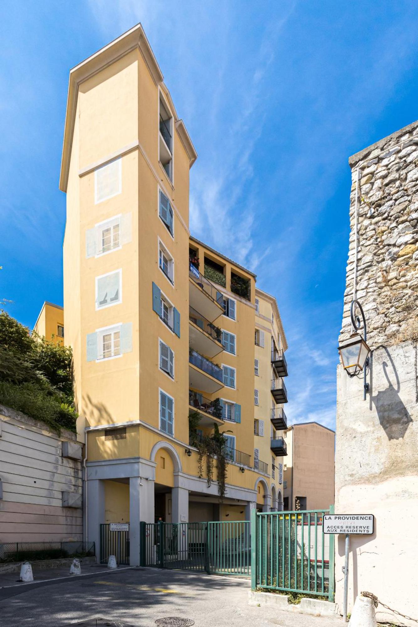 Apartamento 2 Bdrs & Parking In The Old Town ! Niza Exterior foto