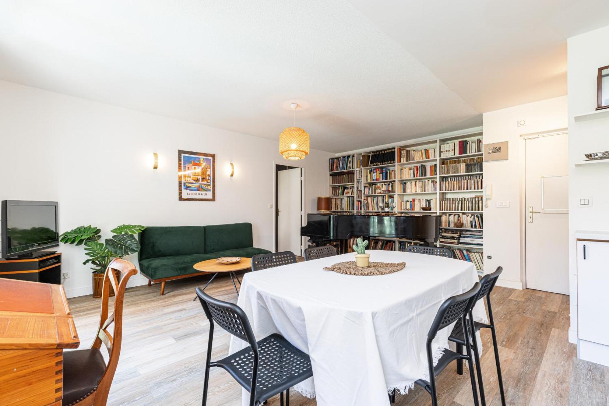 Apartamento 2 Bdrs & Parking In The Old Town ! Niza Exterior foto